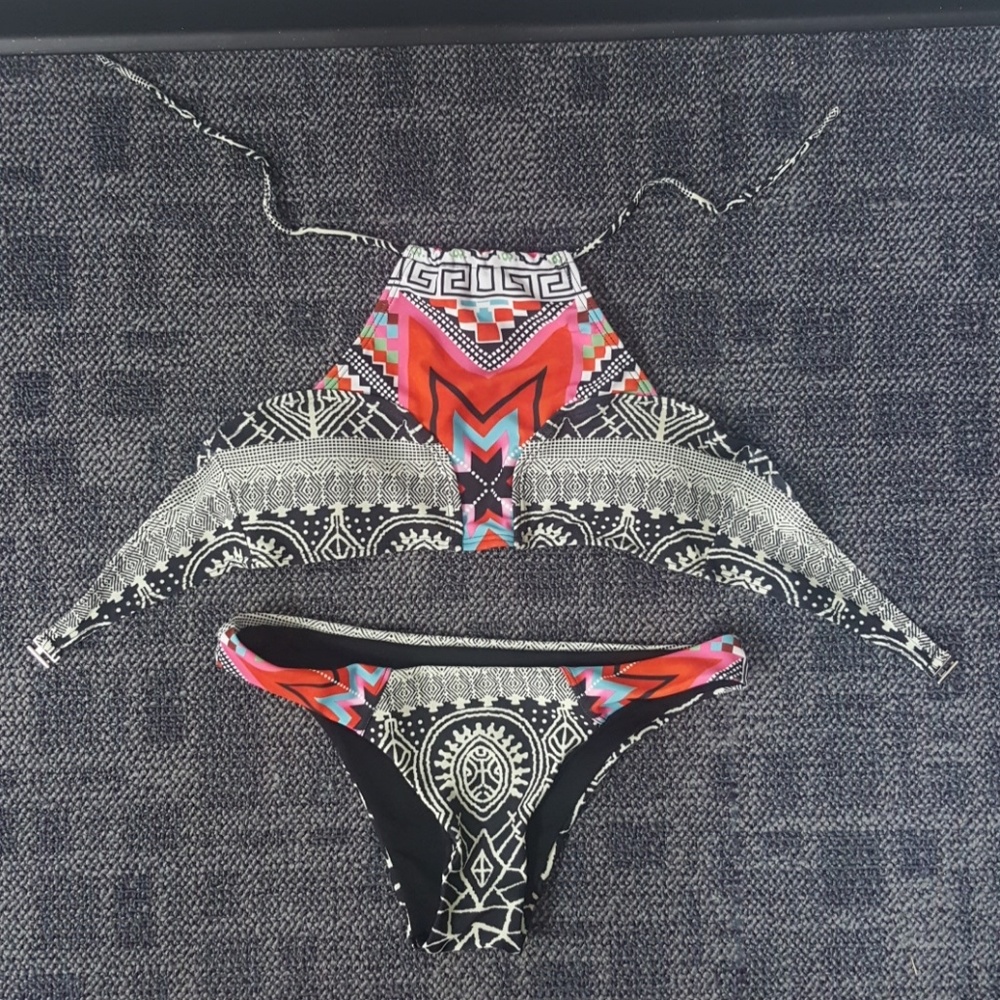 Bathing suit